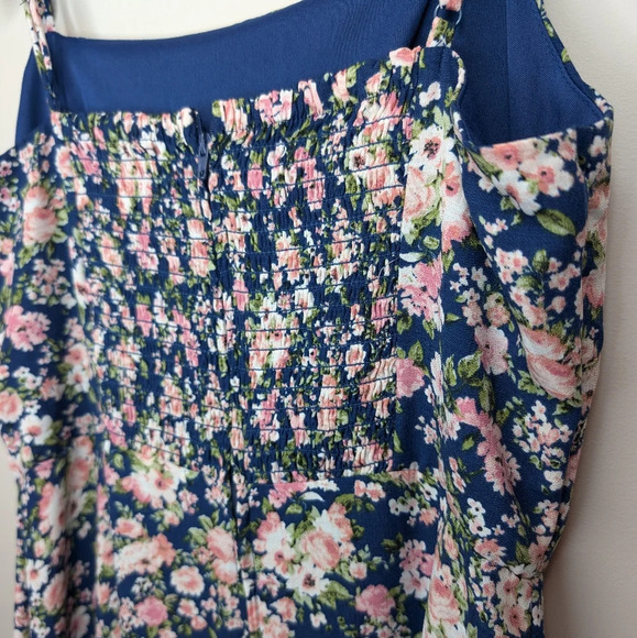Emerald Sundae Blue Floral Print Thin Strap Sleeveless Ruffle Front Women Medium - Picture 9 of 13